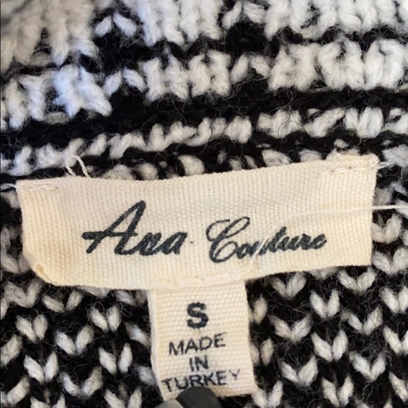 Sweater wrap with belt - Picture 4 of 6